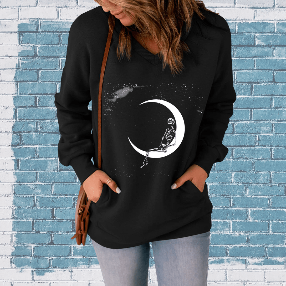 Luna™ - Skelett auf dem Mond Kunst Pullover