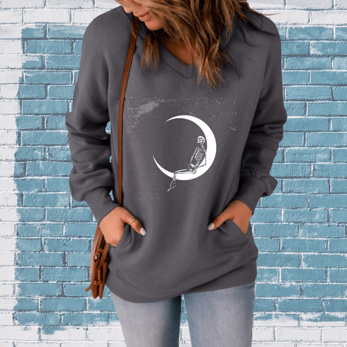 Luna™ - Skelett auf dem Mond Kunst Pullover